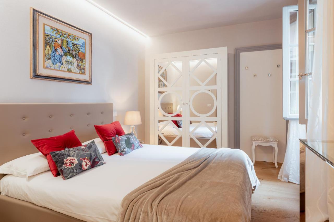 Bed and Breakfast Il Cortile Di Elisa & Our Flats Lucca Exterior foto