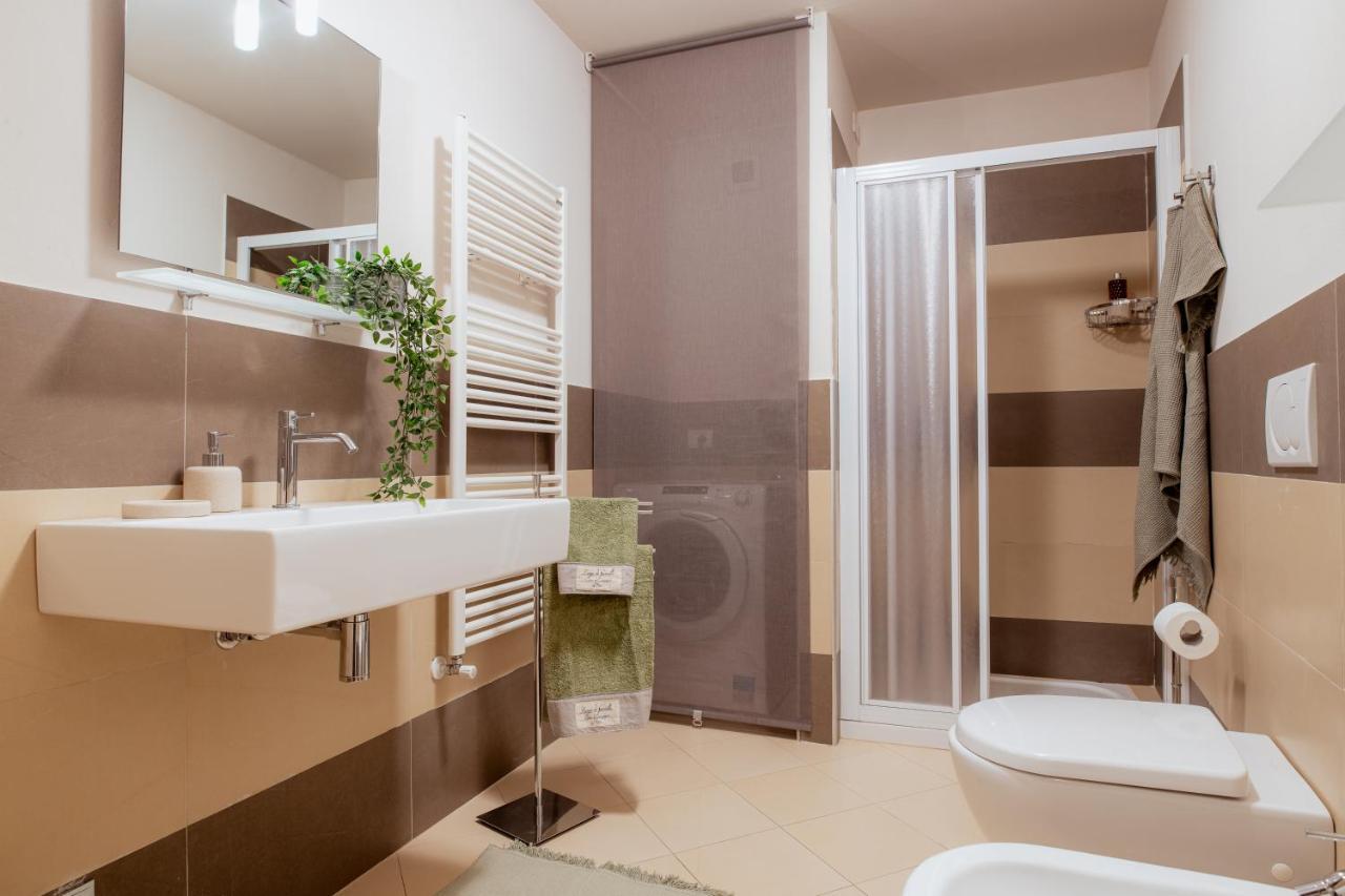 Bed and Breakfast Il Cortile Di Elisa & Our Flats Lucca Exterior foto